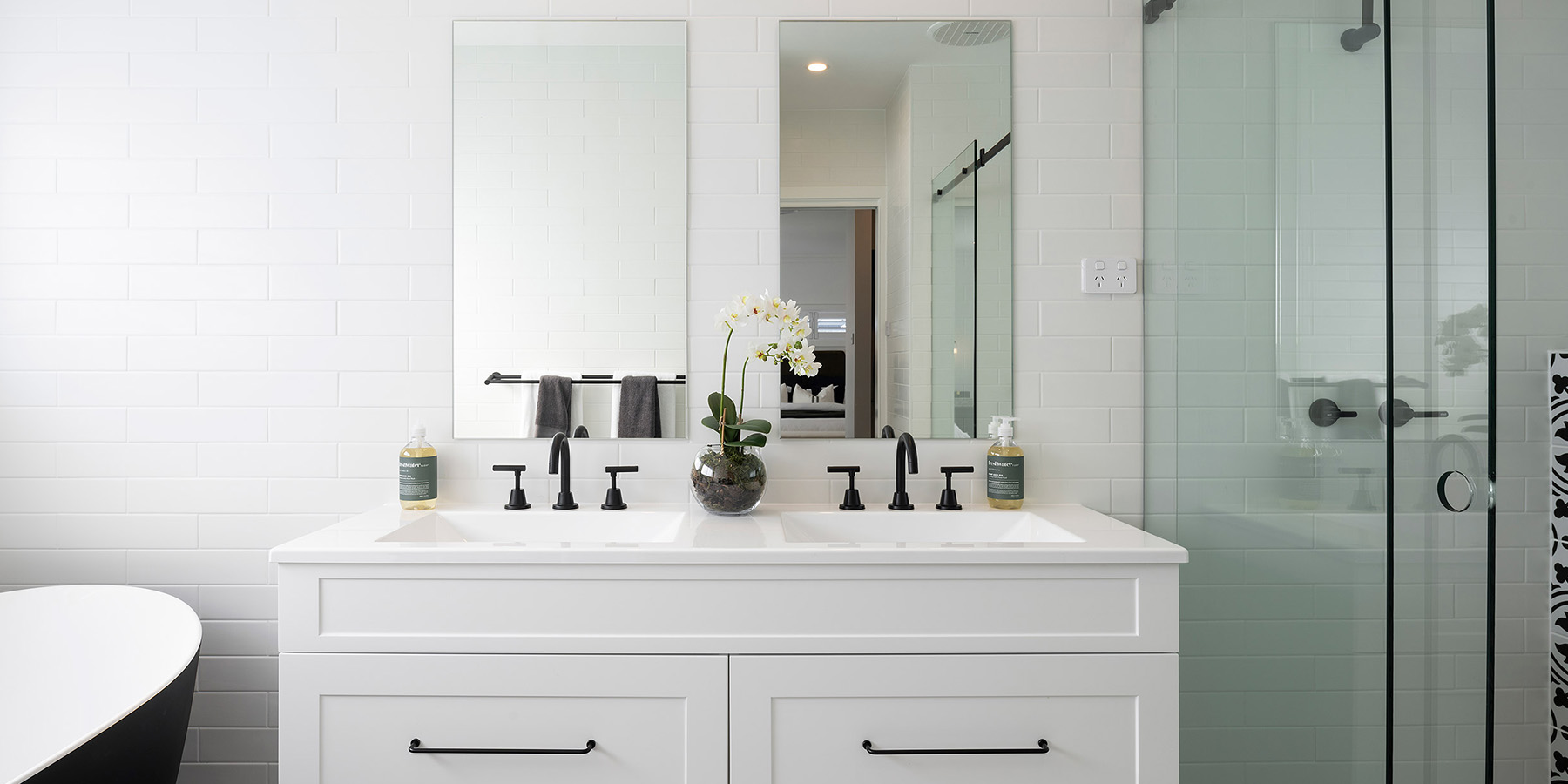 Byron 323 — gallery image 8