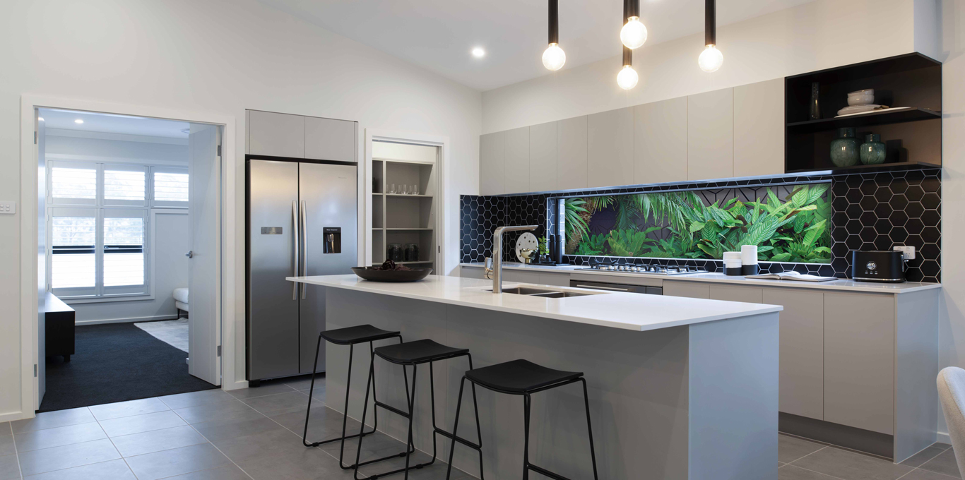 5 Ardross Close, Rankin Park — gallery image 1